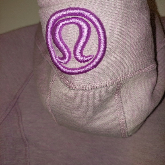 Purple Lululemon zipup. Size small. - Picture 5 of 6